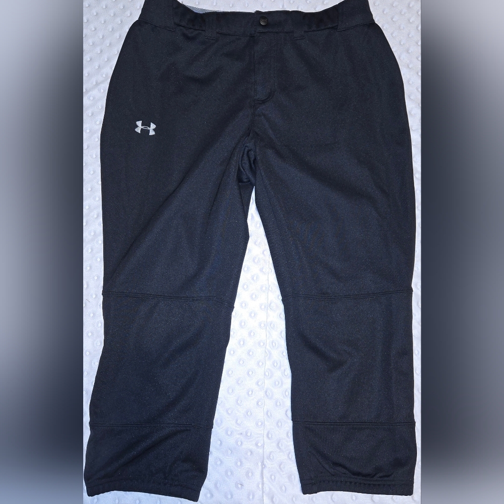 Under Armour Utility Women’s‎ Size Medium Zip Fly Black Softball Pants